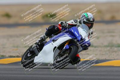 media/Jan-14-2023-SoCal Trackdays (Sat) [[497694156f]]/Turn 4 Set 1 (1020am)/